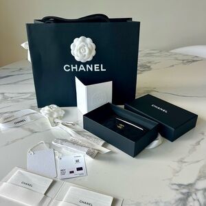 CHANEL Quilted Black Card Holder